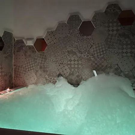 Lapietra_hotelescapes Bed and breakfast *
